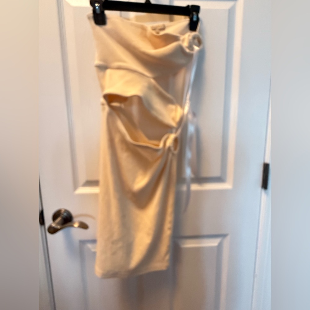 Bordeaux - dress cream mini halter cutout